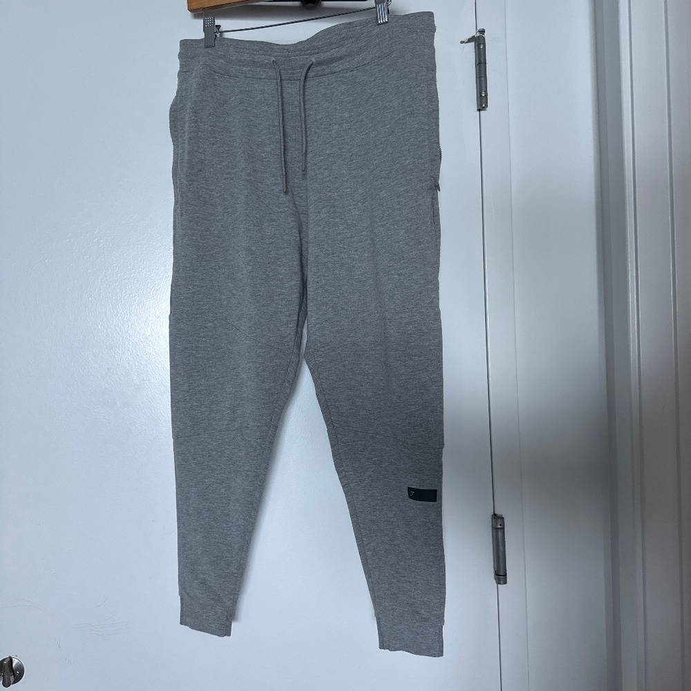GYMSHARK Joggers